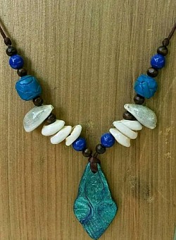 Collier en seramic